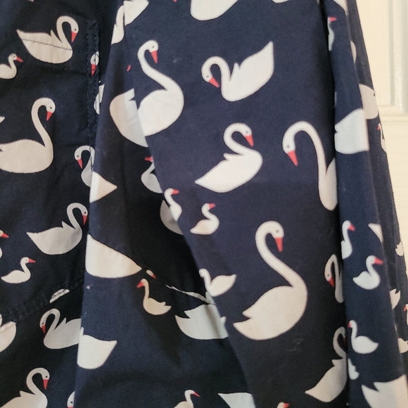 Banana Republic Womens Size XL Blue Swan Print Long Sleeve Button Up Shirt - Picture 4 of 6